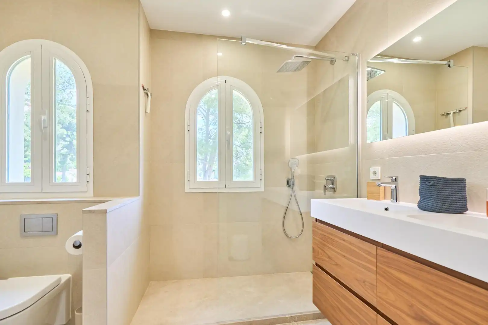 Bany de Casa o xalet en venda en  Palma de Mallorca amb Aire condicionat, Jardí privat i Parquet