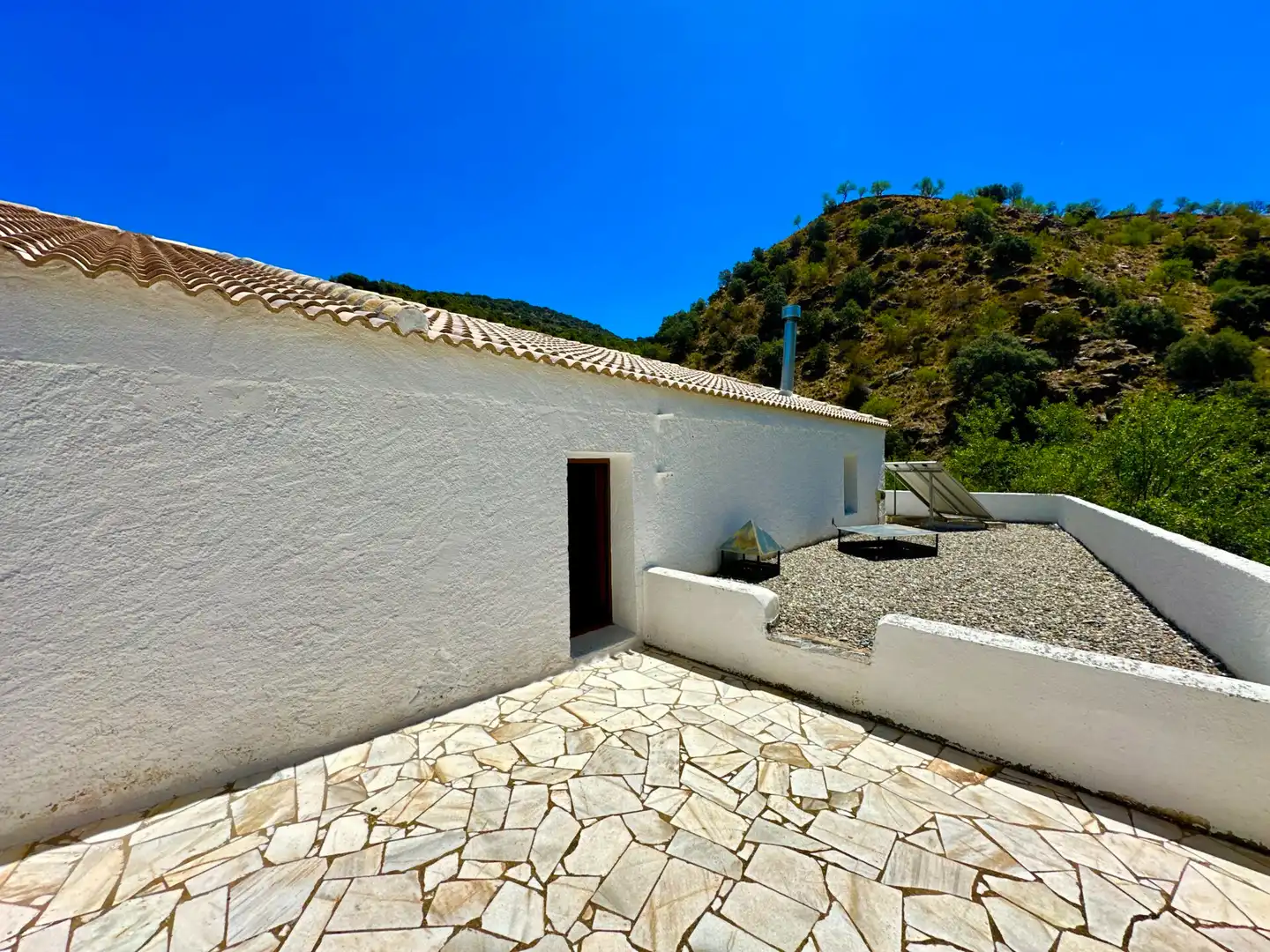 Vista exterior de Finca rústica en venda en Sierro amb Aire condicionat, Calefacció i Jardí privat