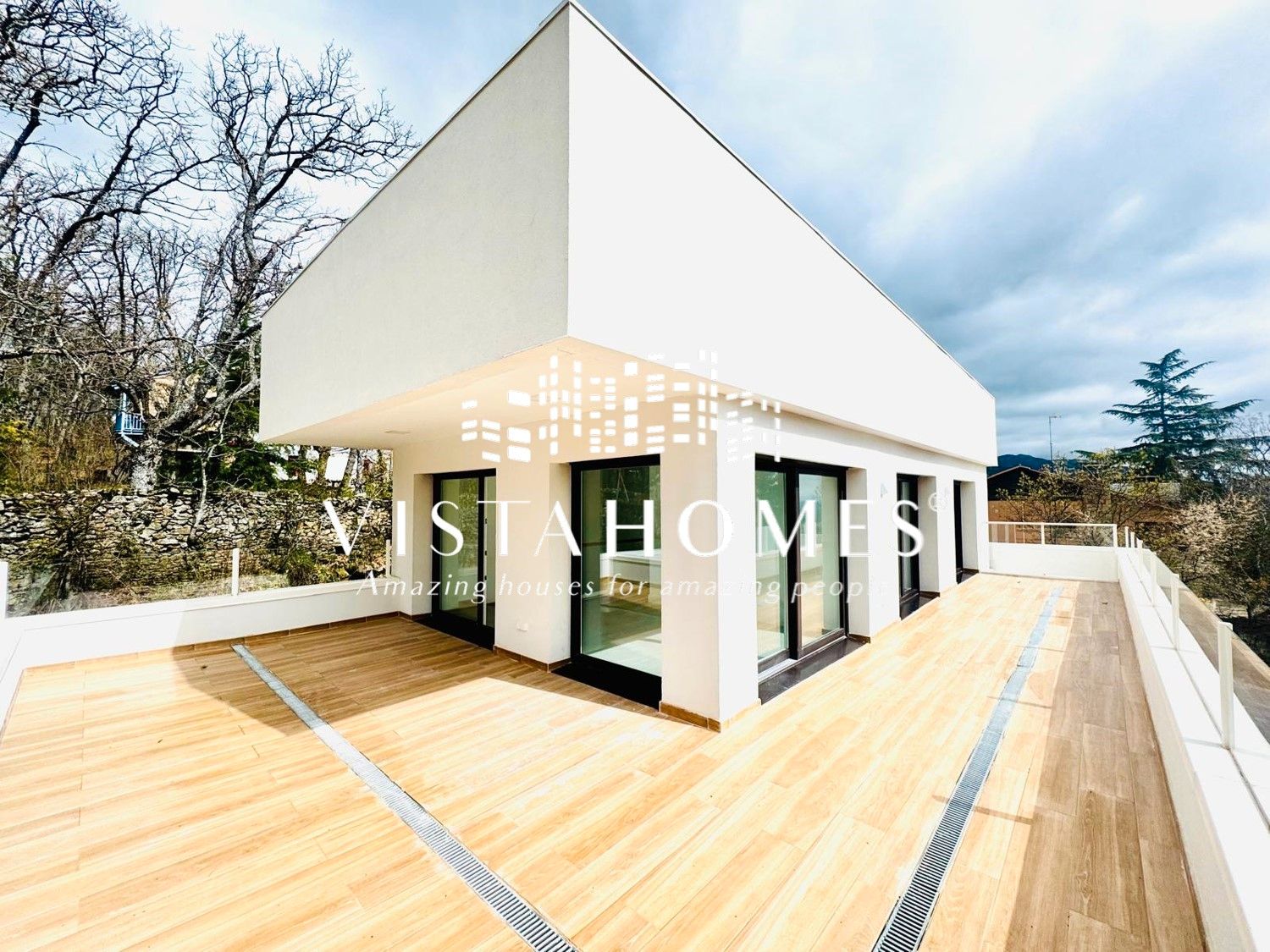 Terrasse von Haus oder Chalet zum verkauf in Miraflores de la Sierra mit Klimaanlage, Heizung und Privatgarten