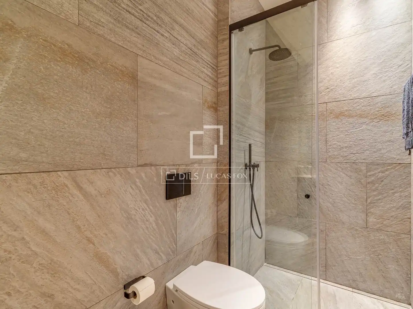 Bathroom of Flat for sale in Barcelona  with Air Conditioner, Heating and Furnished