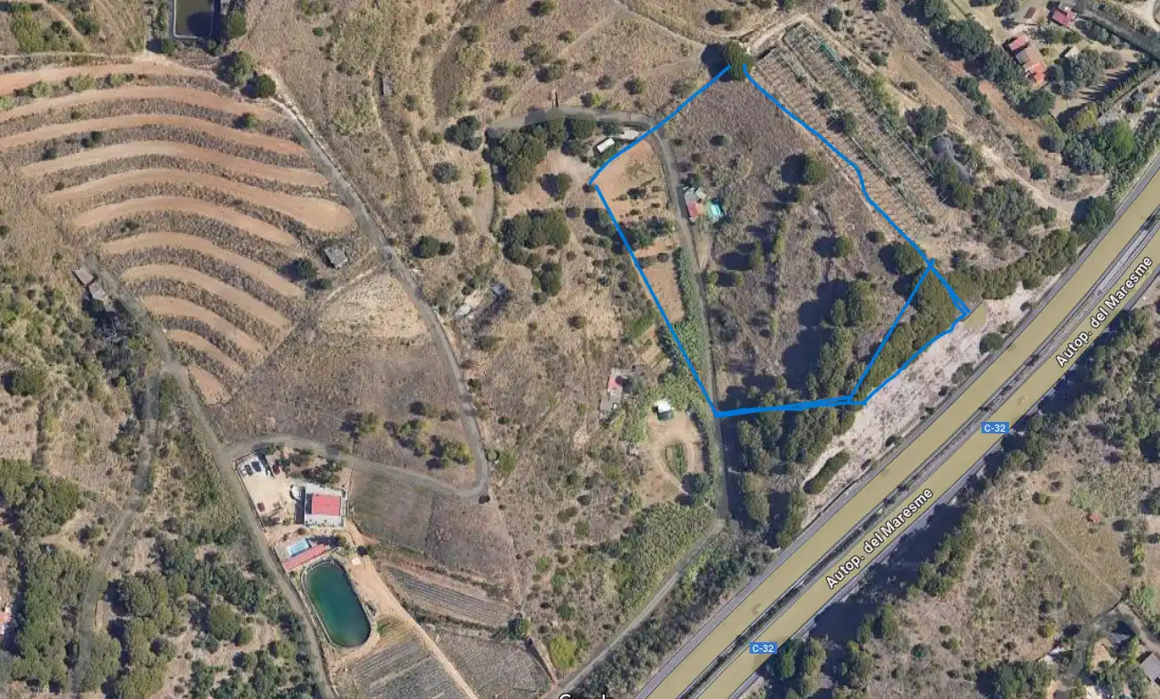 Rural land for sale in Calella