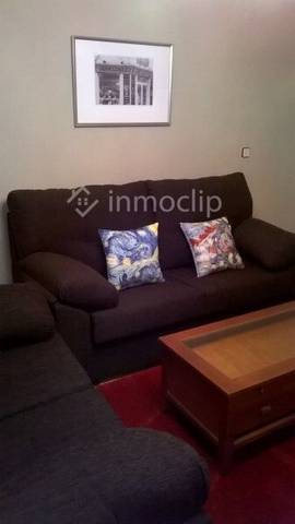 Piso en Alquiler en Melchor Cano en Carmelitas