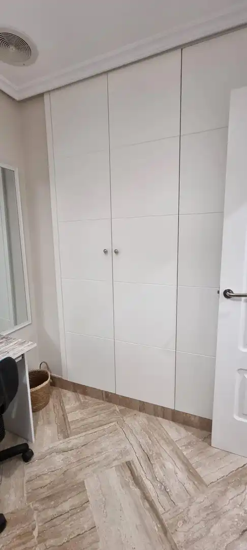 Badezimmer von Maisonette zum Verkauf in Elche / Elx mit Klimaanlage, Terrasse und Möbliert