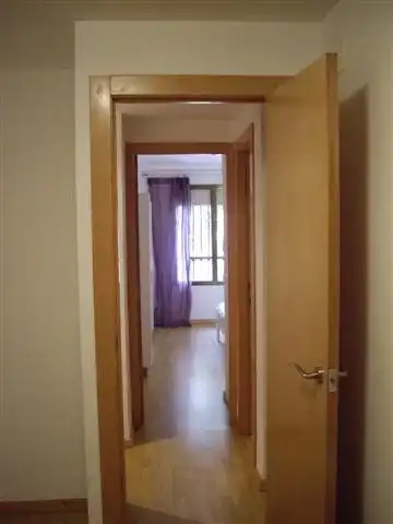 Schlafzimmer von Wohnung zur Miete in Valencia mit Klimaanlage