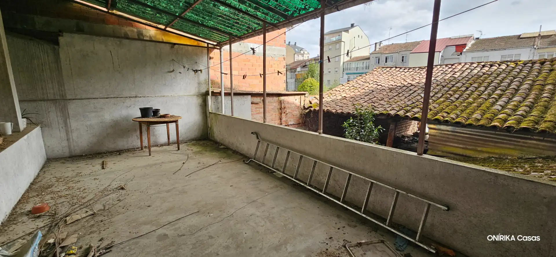 Terraza de Edificio en venta en Chantada