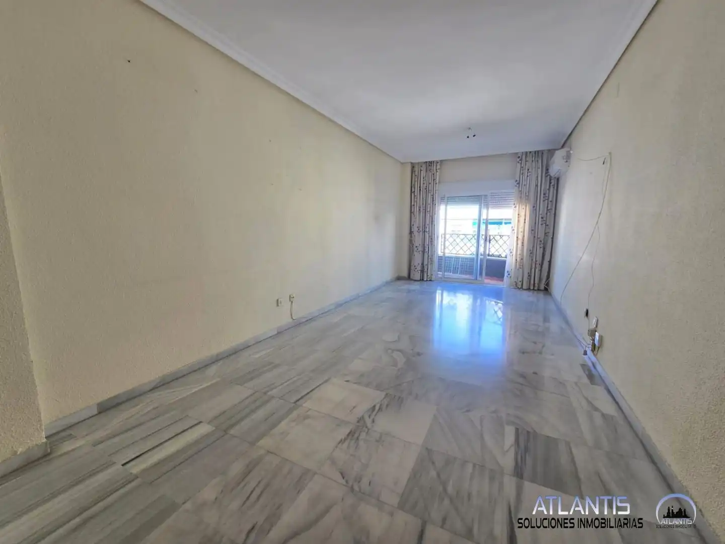 Wohnzimmer von Wohnung zum Verkauf in Sevilla mit Abstellraum