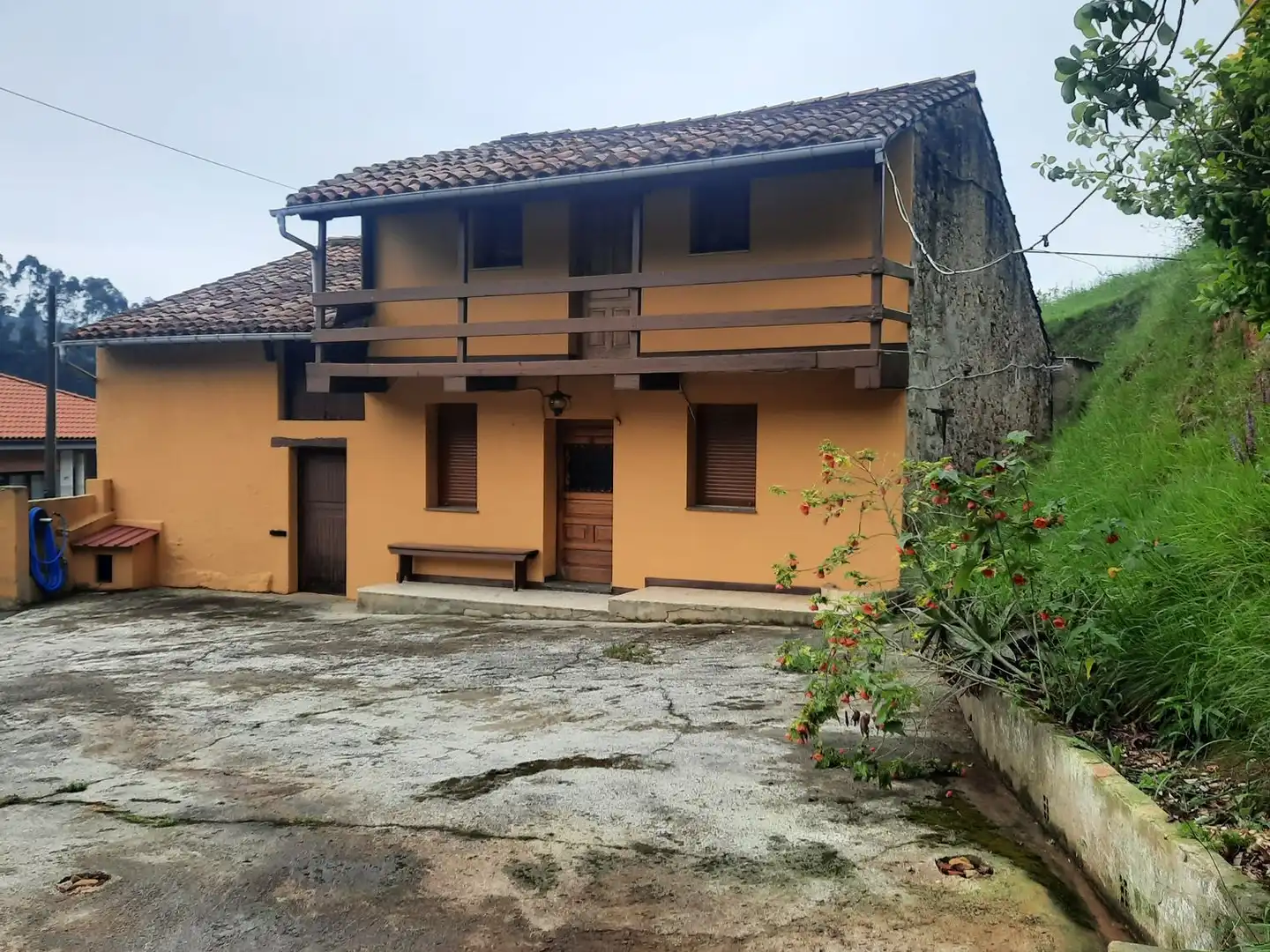 Vista exterior de Casa o chalet en venta en Gijón  con Trastero y Piscina