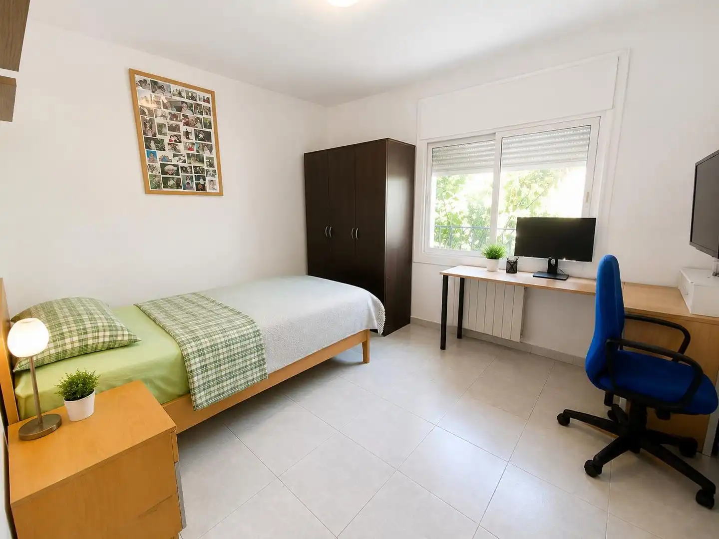 Dormitori de Casa o xalet en venda en Mataró amb Calefacció, Terrassa i Traster