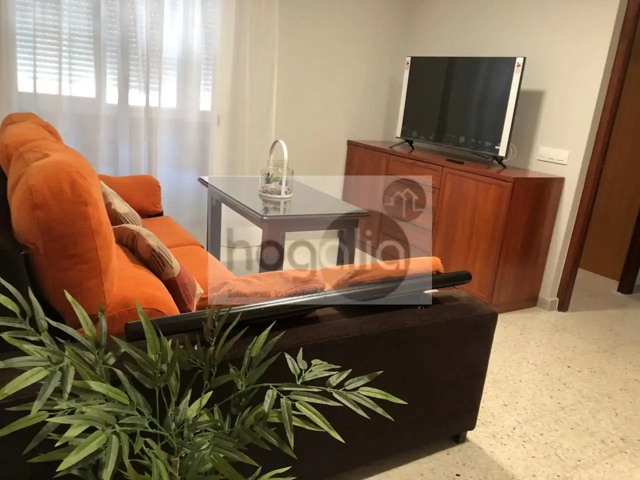 Sala d'estar de Pis de lloguer en Sevilla amb Aire condicionat i Moblat