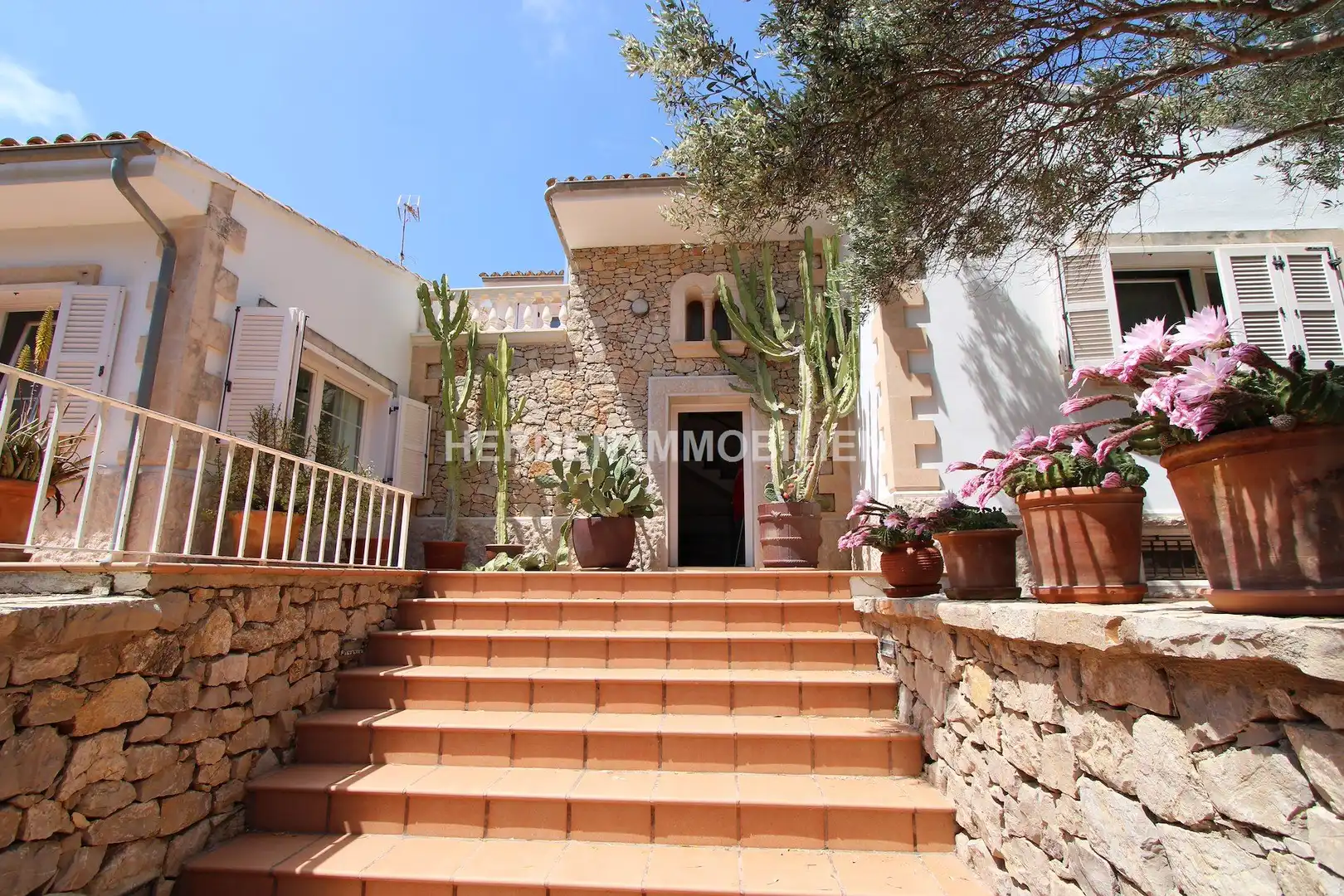 Exterior view of Houses for sale in Manacor  with Air Conditioner, Heating and Storage room