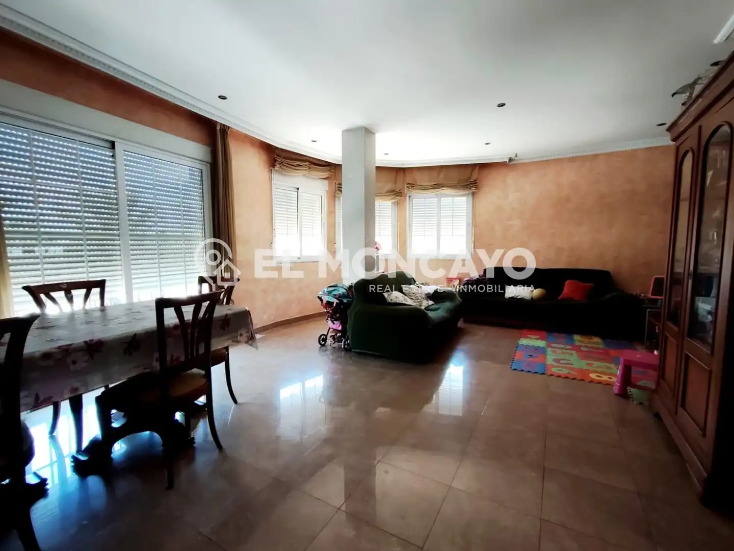 Sala de estar de Apartamento en venta en San Isidro con Calefacción