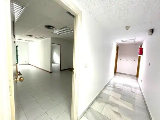 Oficina amb ascensor en venda a Calle Fueros de León 9, imagen 5