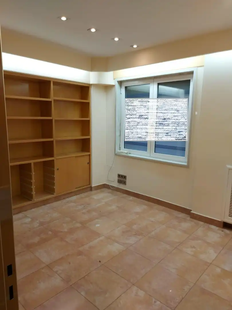 Büro zum Verkauf in Salamanca mit Klimaanlage und Heizung