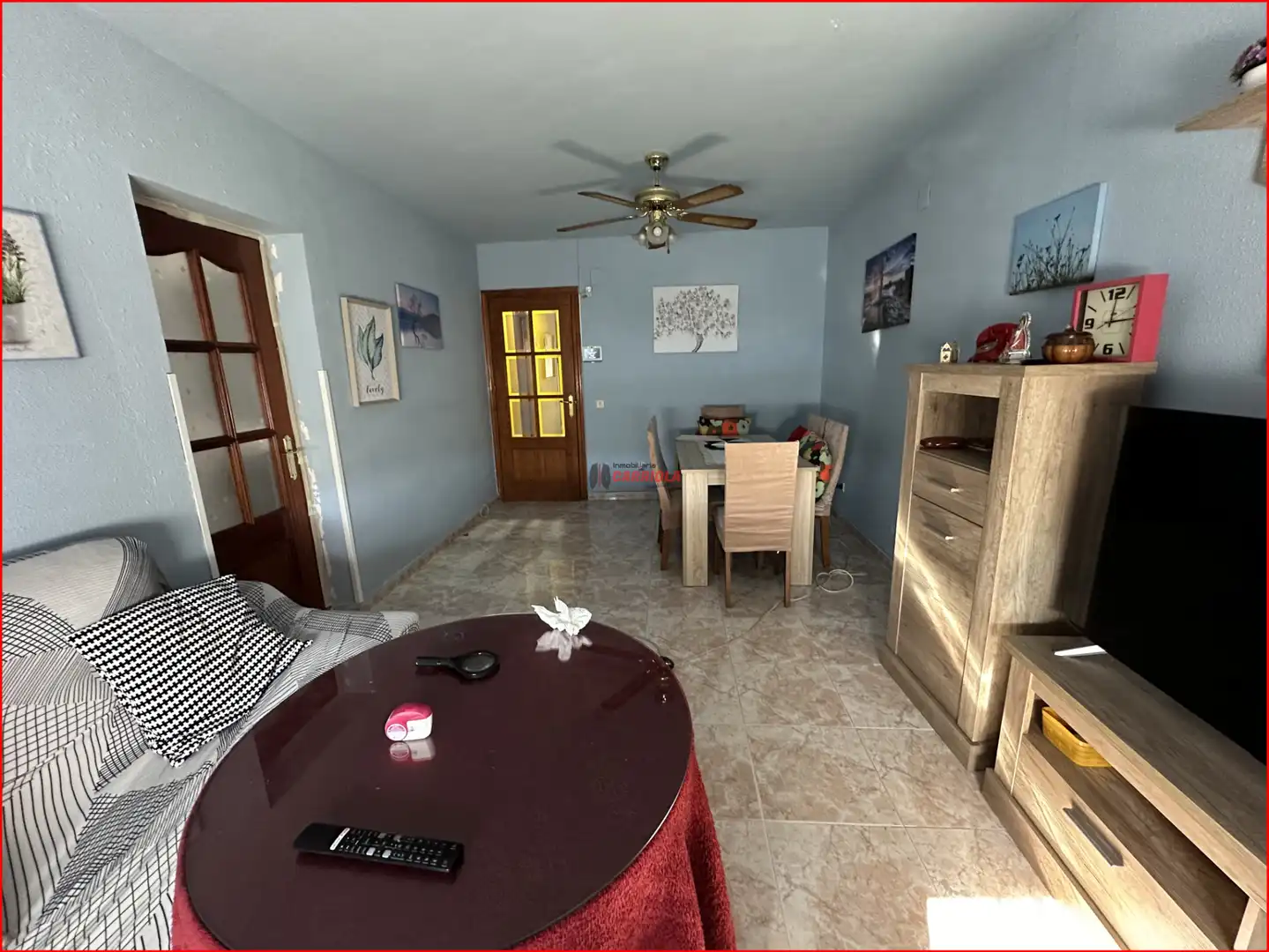 Sala de estar de Casa adosada en venta en Montearagón