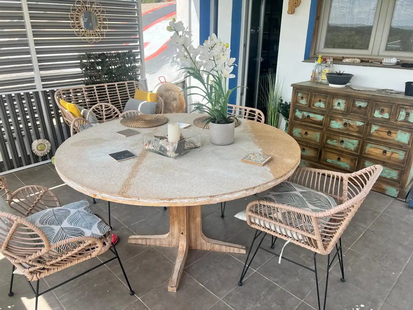 Esszimmer von Fabrikhallen zum Verkauf in Ariza mit Heizung