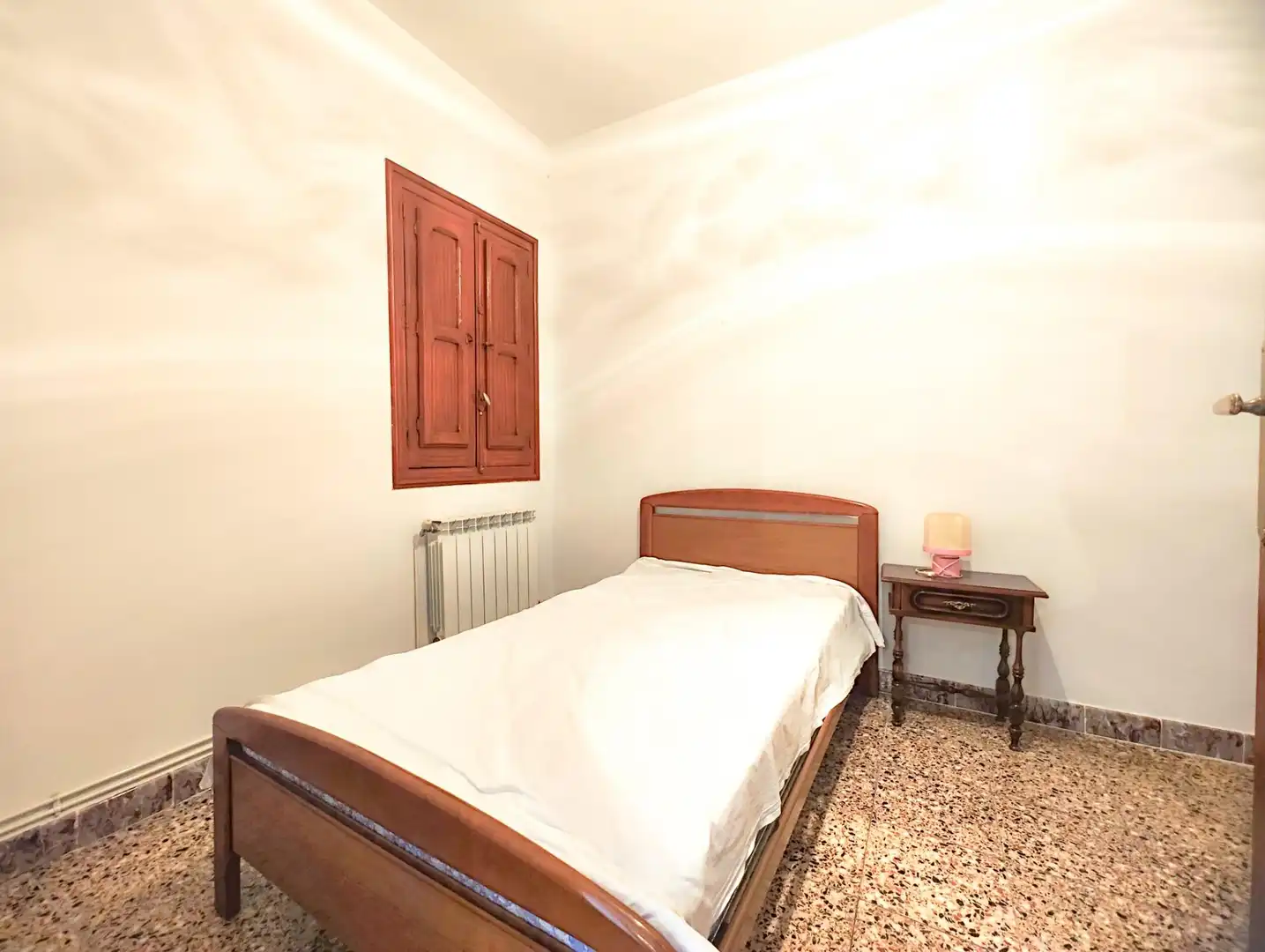 Dormitori de Casa o xalet en venda en Puertollano amb Calefacció, Traster i Moblat