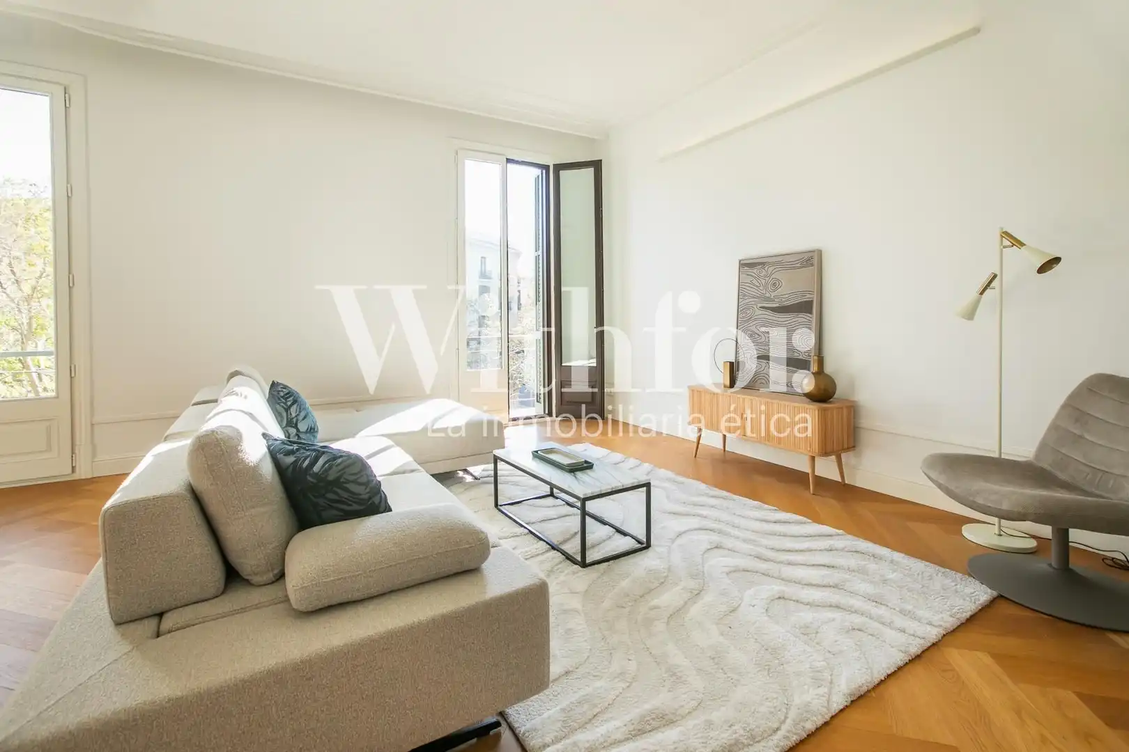 Flat for rent in Calle de Girona, Dreta de l'Eixample