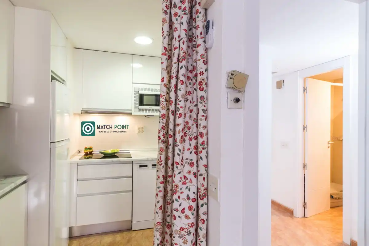 Cocina de Apartamento de alquiler en Almuñécar con Amueblado