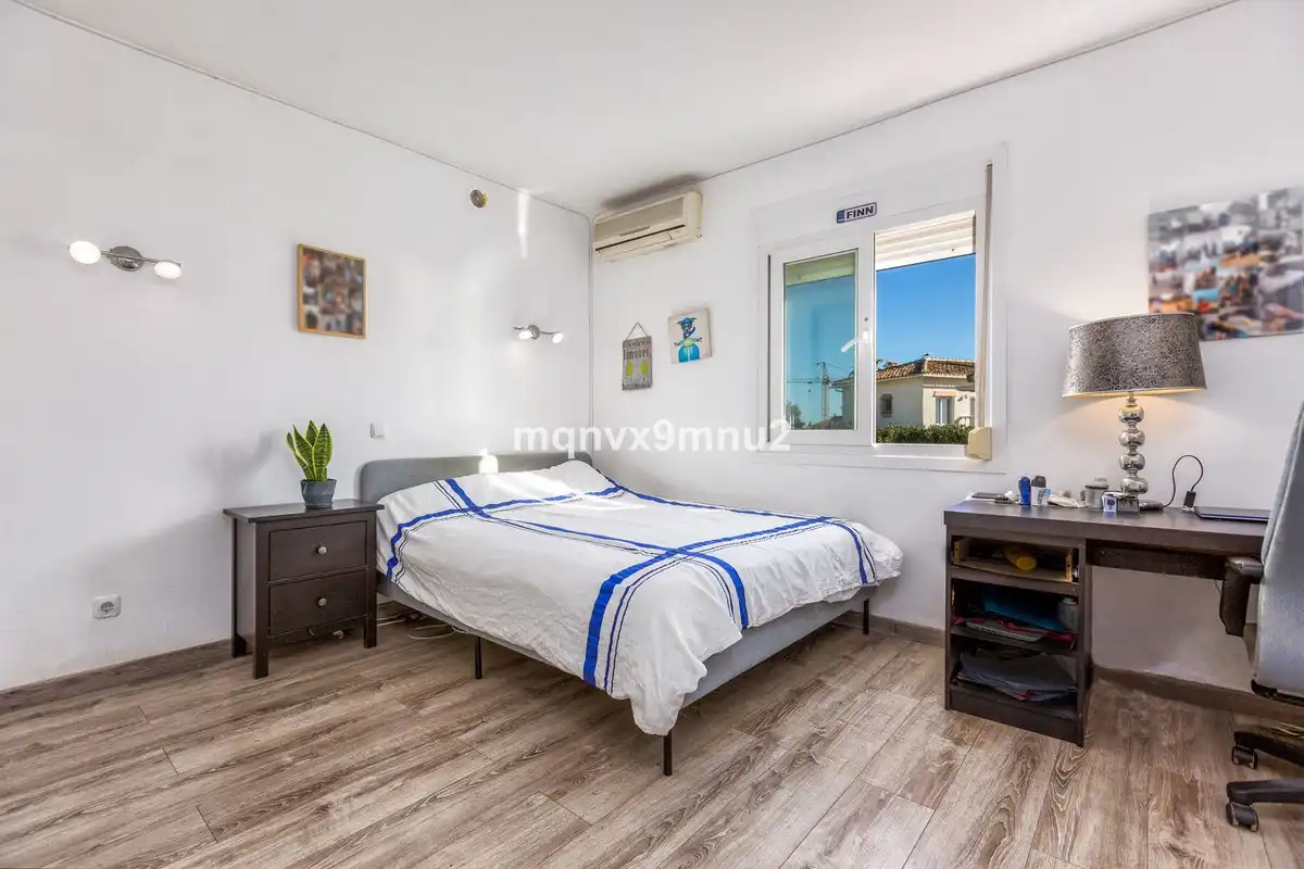 Habitación de Casa o chalet en venta en Mijas con Aire acondicionado, Calefacción y Jardín privado
