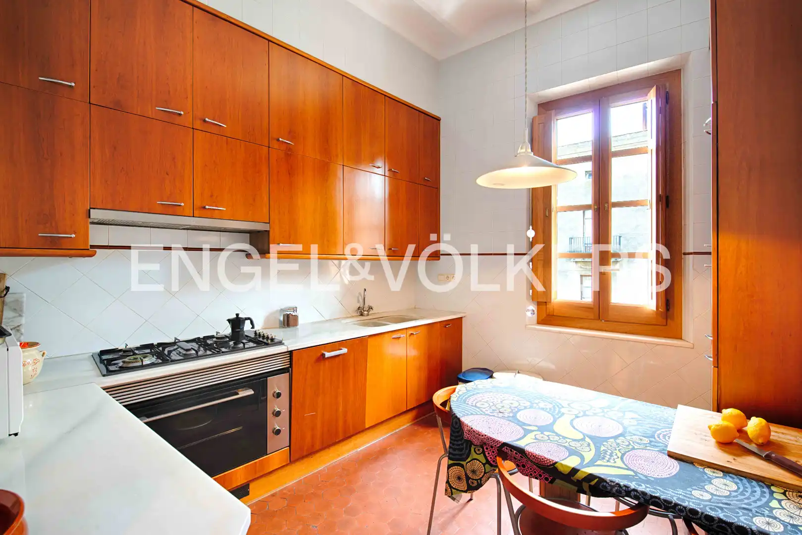 Cocina de Piso en venta en Figueres con Calefacción y Balcón