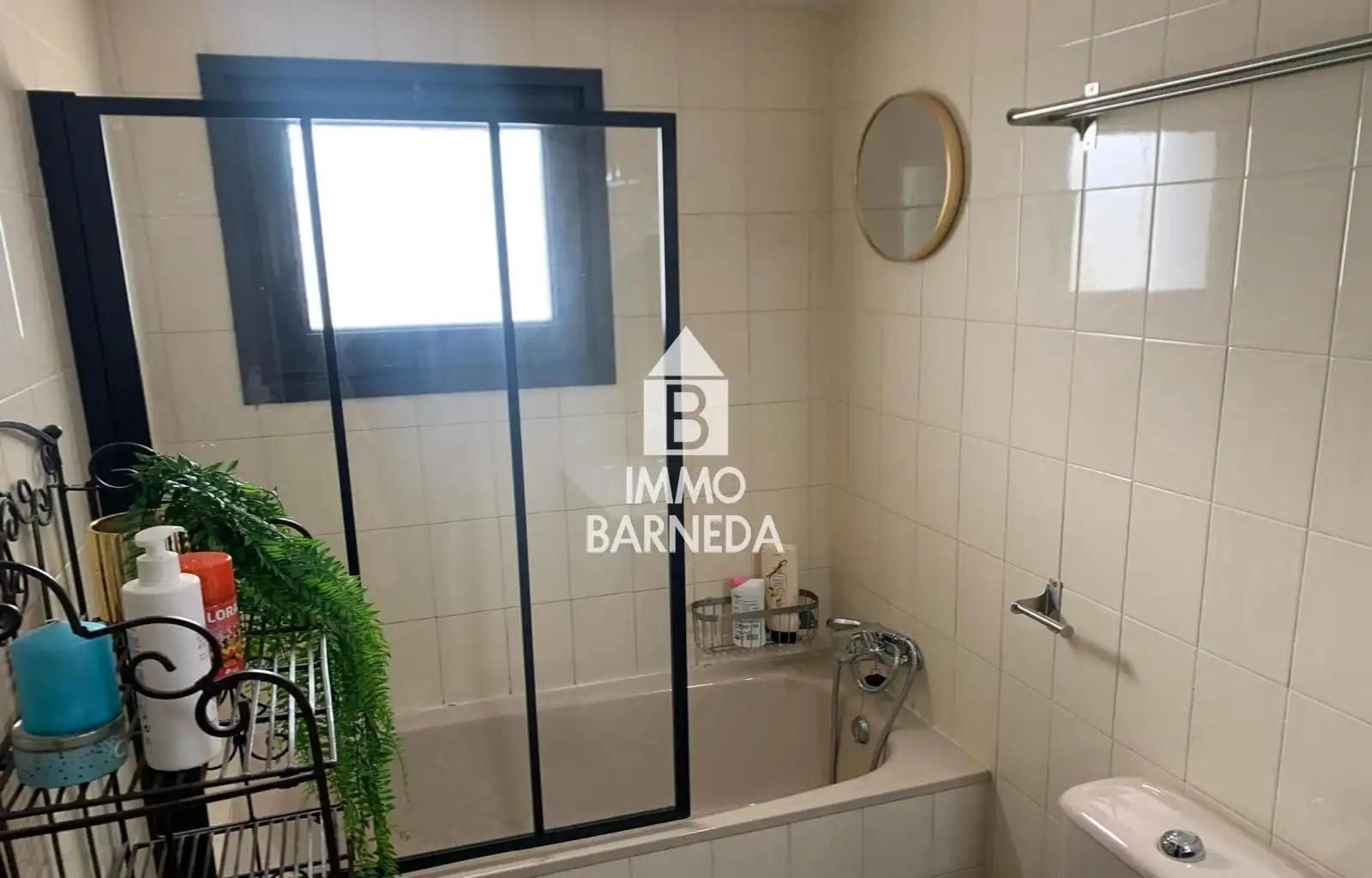 Badezimmer von Wohnung zum Verkauf in Roses mit Klimaanlage, Heizung und Terrasse