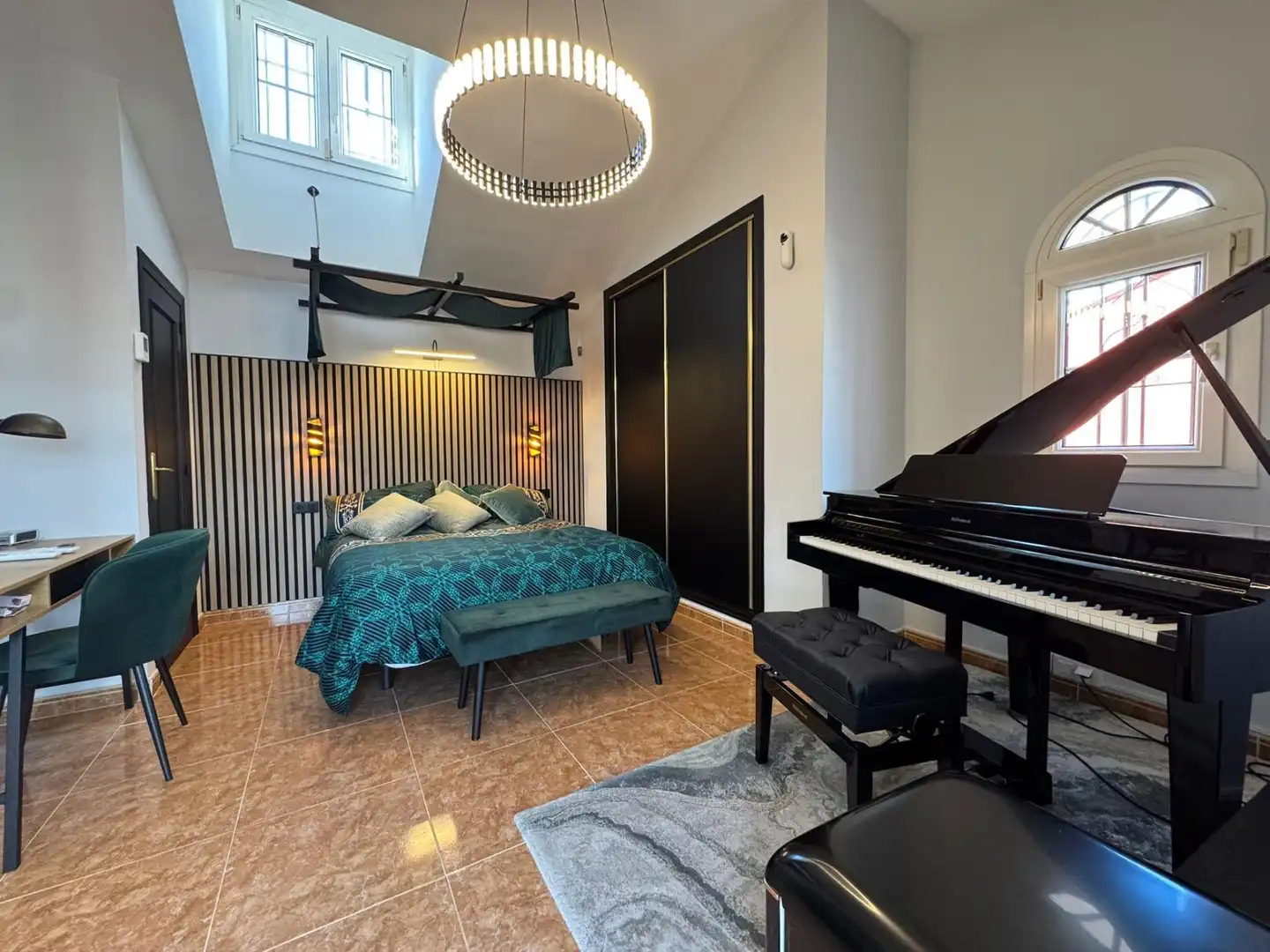 Dormitori de Casa adosada en venda en Orihuela amb Aire condicionat, Jardí privat i Terrassa