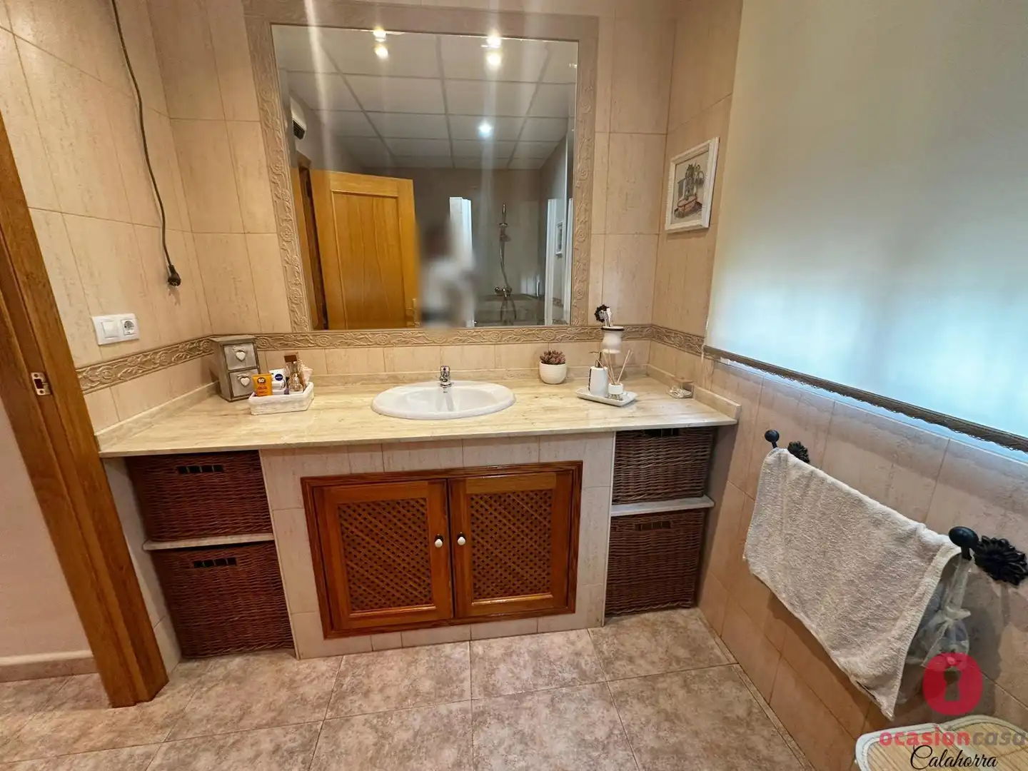 Bathroom of Country homes for sale in Almodóvar del Río  with Air Conditioner, Private garden and Storage room