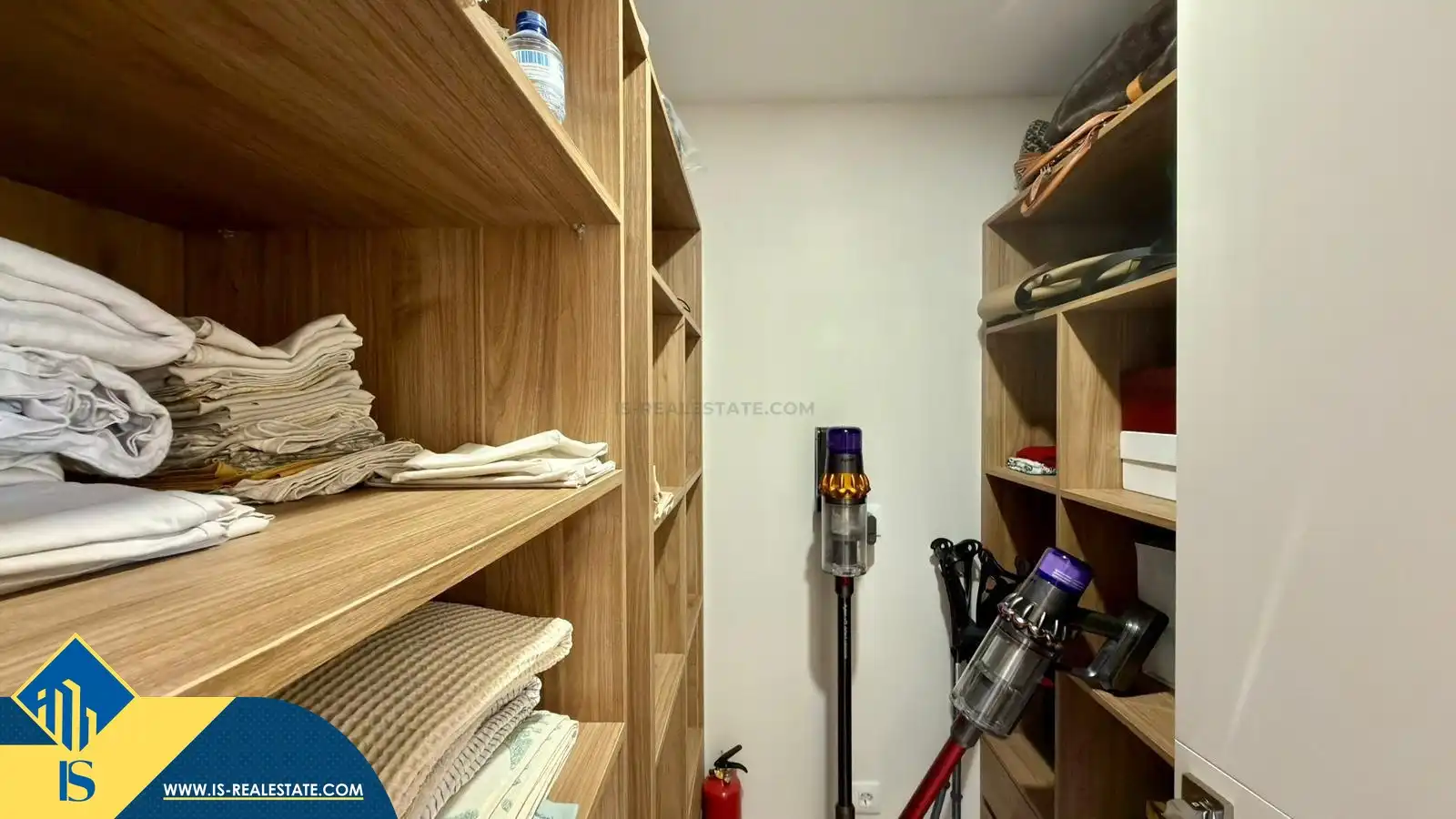 Casa o xalet en venda en Alicante / Alacant amb Terrassa, Moblat i Piscina comunitària