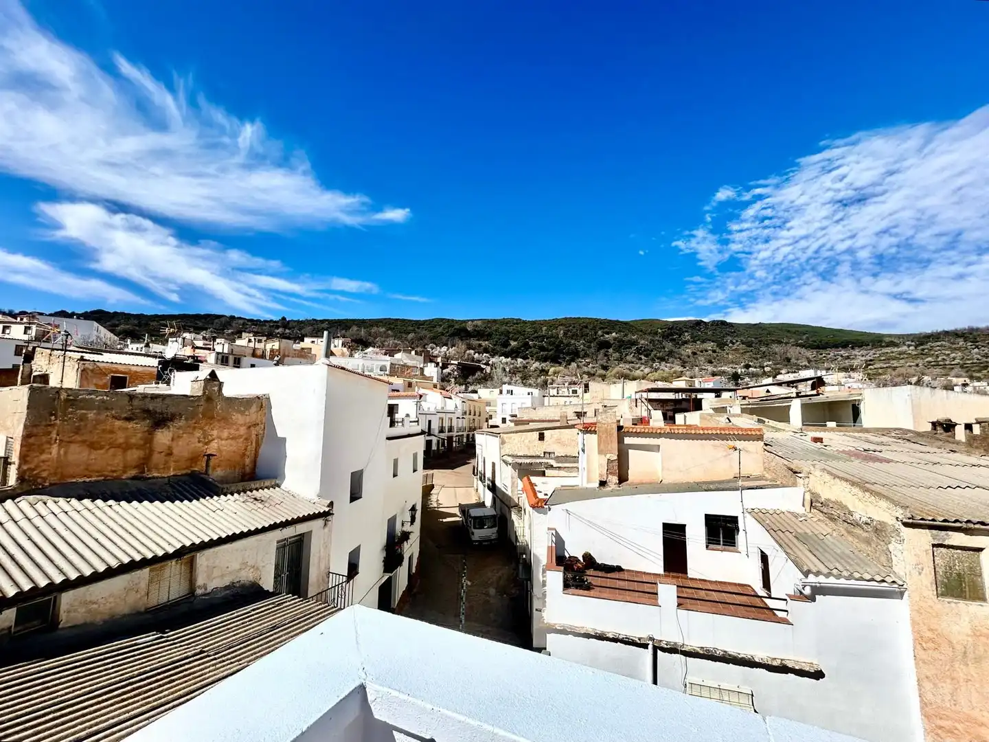 Vista exterior de Casa adosada en venta en Paterna del Río con Calefacción, Terraza y Trastero