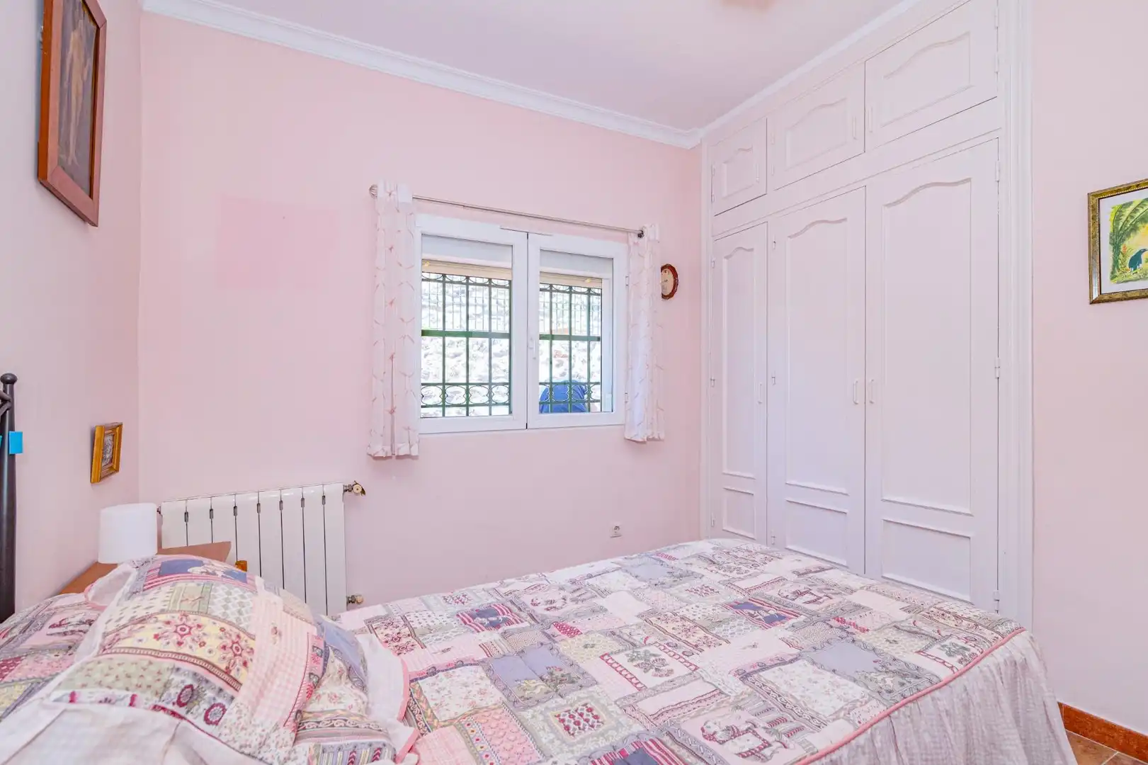 Habitación de Casa o chalet en venta en Almuñécar con Terraza y Piscina