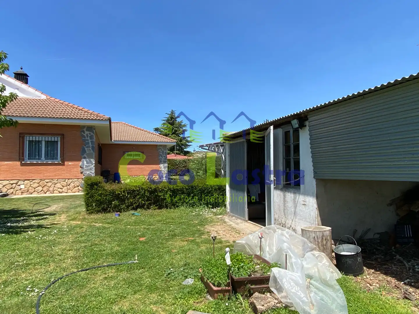 Casa o xalet en venda a Calle Huelmos de Cañedo, Valdunciel