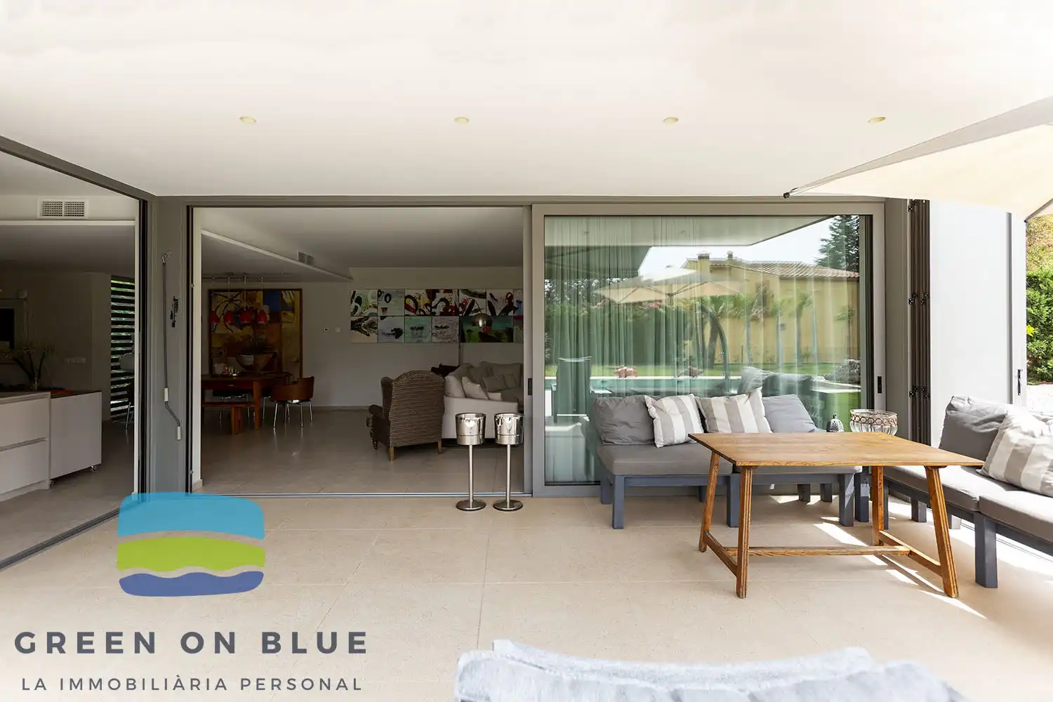 Terrace of Houses for sale in Peralada  with Air Conditioner, Oven and Washing machine