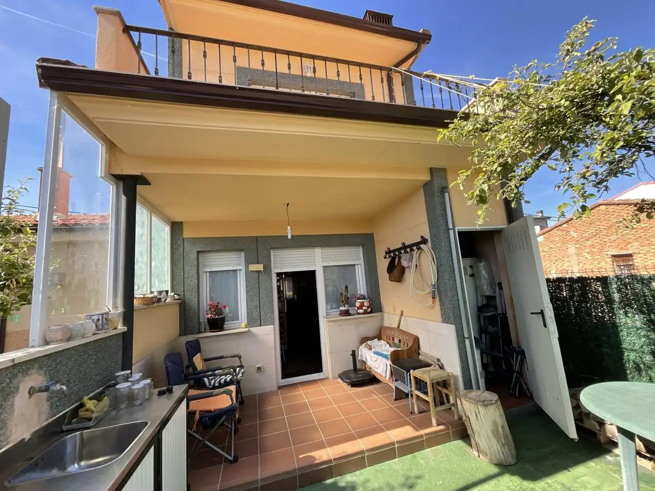 Detached homes for sale in Calle Eras, Tormantos