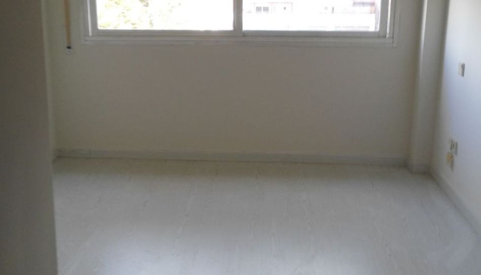 Piso de alquiler en Avenida Europa - Imagen 2