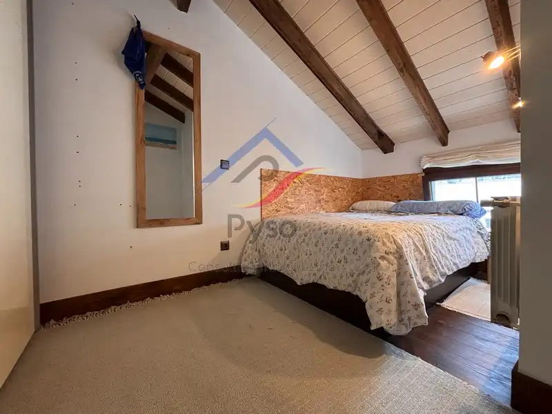 Habitación de Ático de alquiler en Santander con Calefacción, Amueblado y Horno