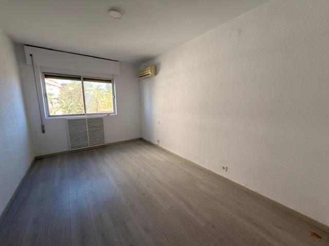 Piso en Alquiler en Plaza del Punto, 4 en Centro