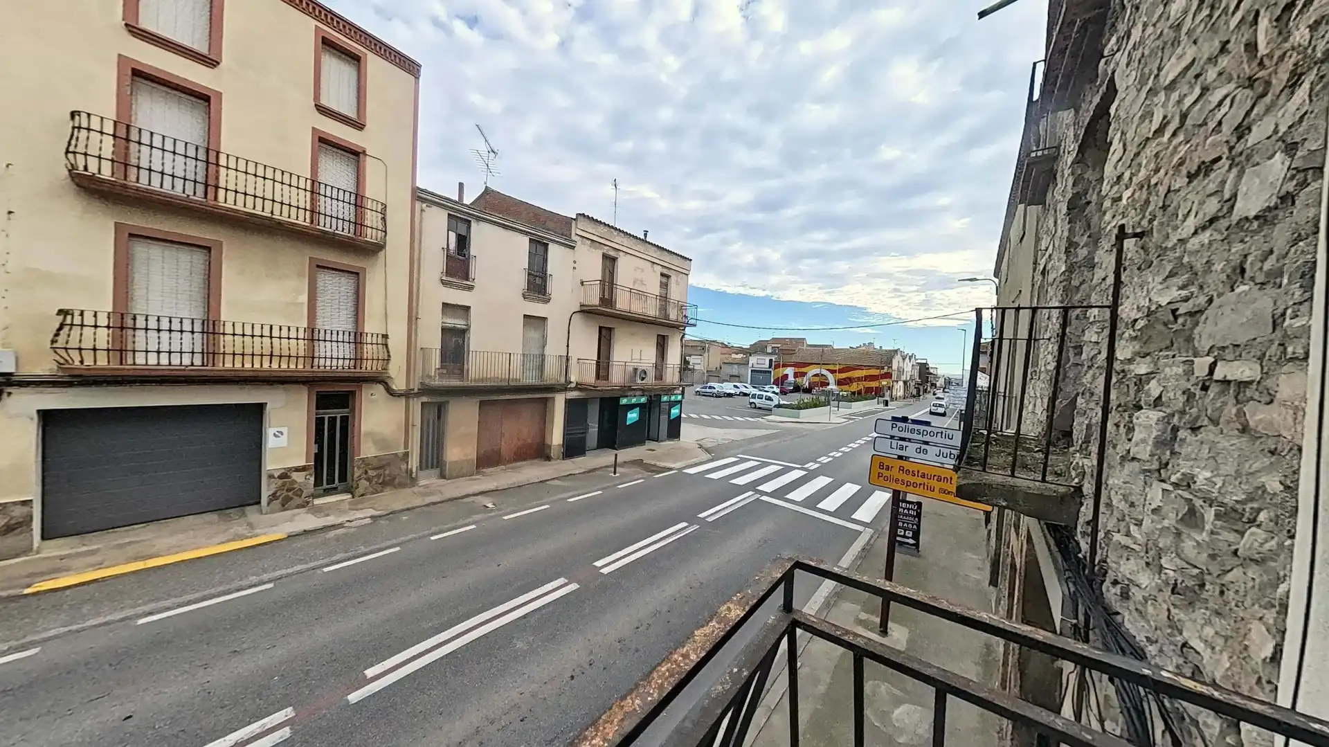 Vista exterior de Casa adosada en venta en Bellcaire d'Urgell con Aire acondicionado, Calefacción y Terraza