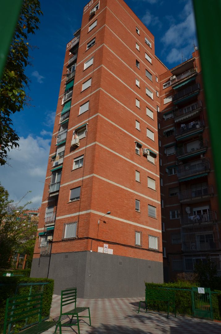 Vista exterior de Pis de lloguer en  Granada Capital amb Aire condicionat, Moblat i Rentadora