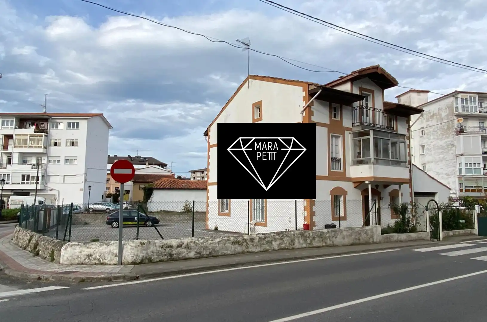 Vista exterior de Casa o chalet en venta en Colindres con Jardín privado y Trastero