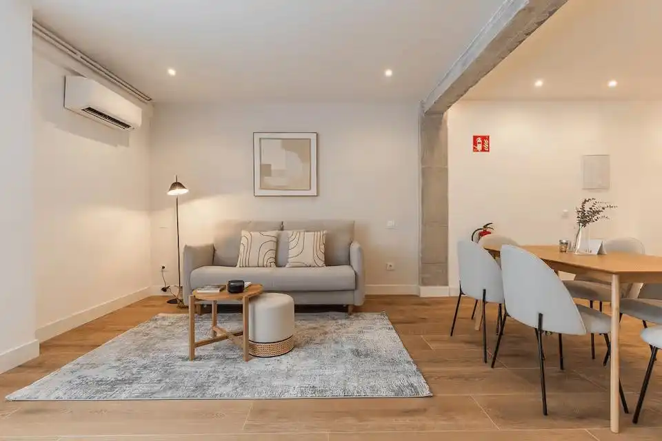 Living room of Flat for sale in Madrid  with Air Conditioner, Heating and Private garden