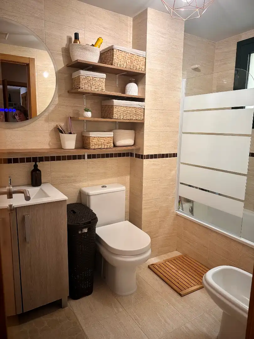 Baño de Piso en venta en Boqueixón con Calefacción, Amueblado y Horno