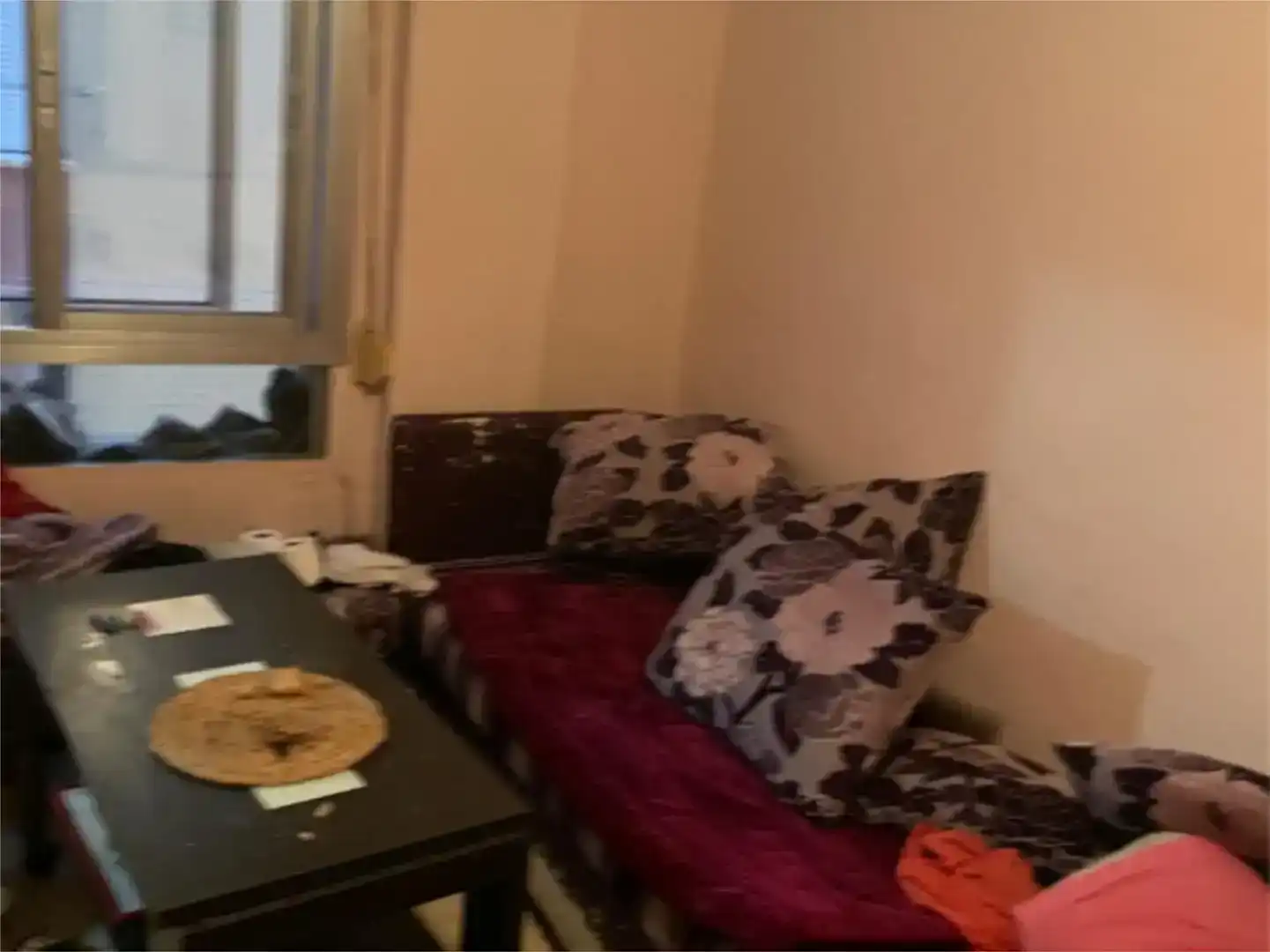 Habitación de Apartamento en venta en Algeciras con Aire acondicionado, Parquet y Amueblado