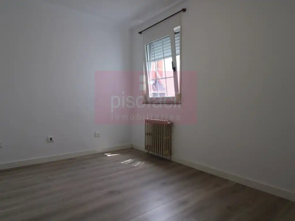 Piso en venta en San Roque - As Fontiñas