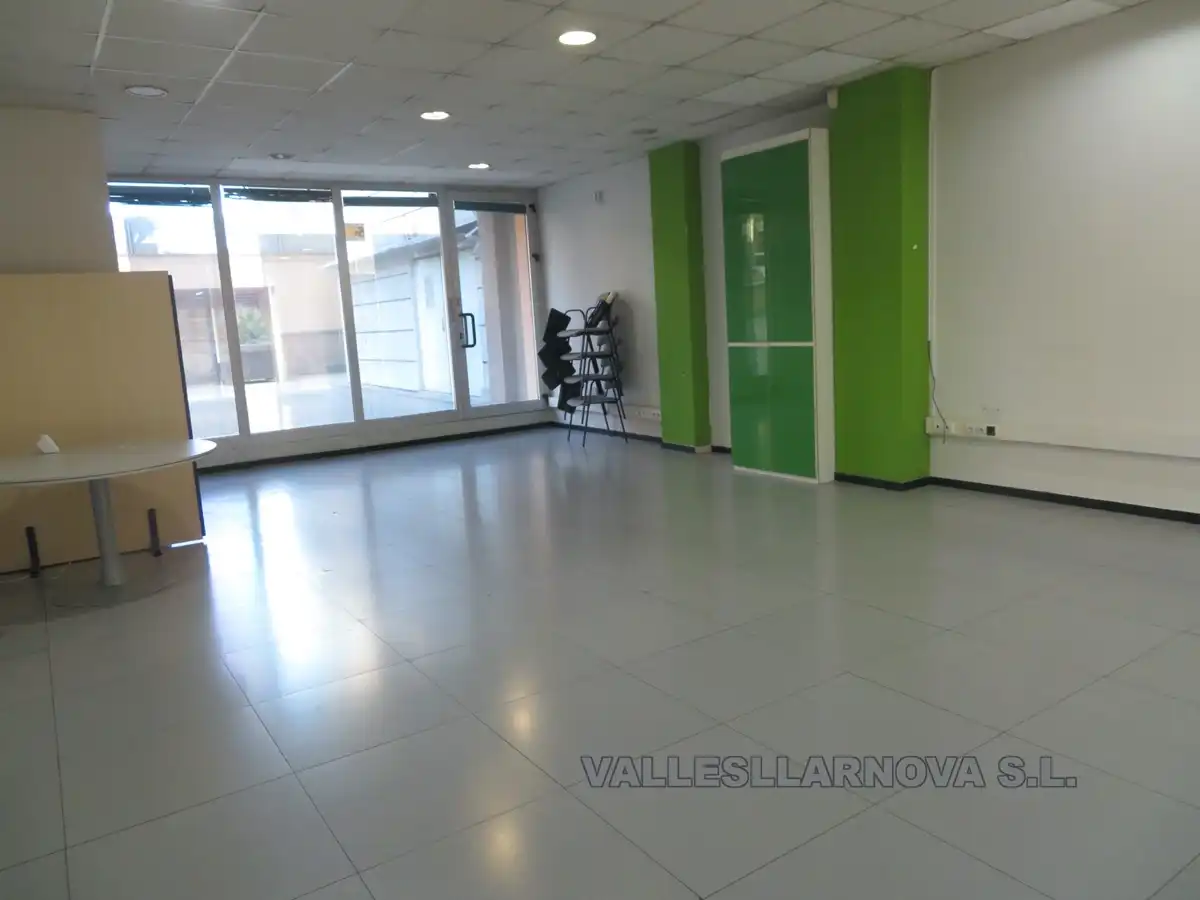 Local comercial en venta en Can Borrell, imagen 3