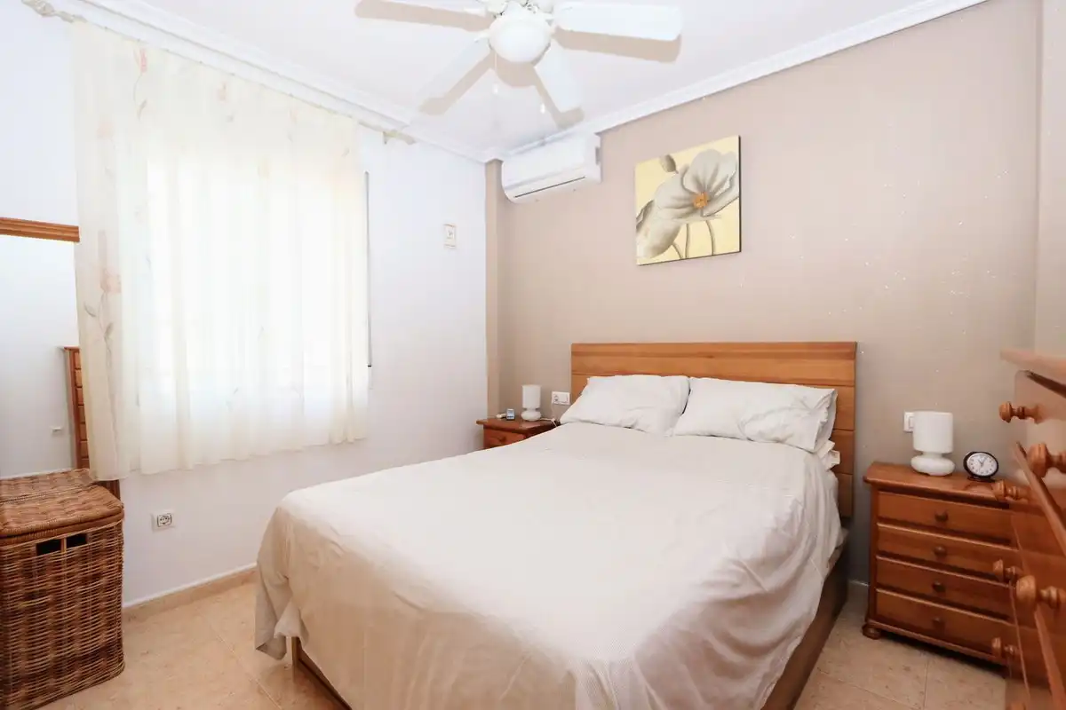 Dormitori de Casa o xalet en venda en Murcia amb Aire condicionat, Jardí privat i Terrassa