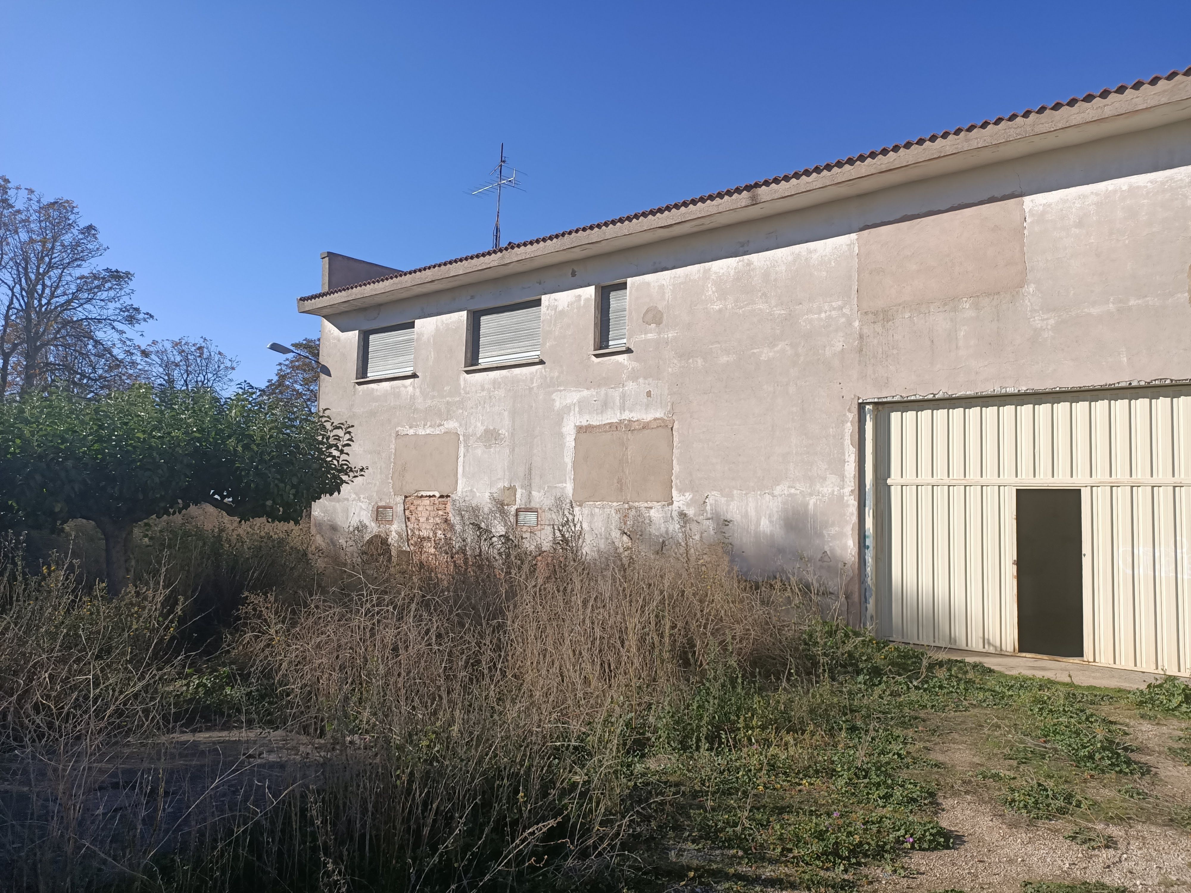Vista exterior de Finca rústica en venda en Ibeas de Juarros amb Jardí privat i Traster