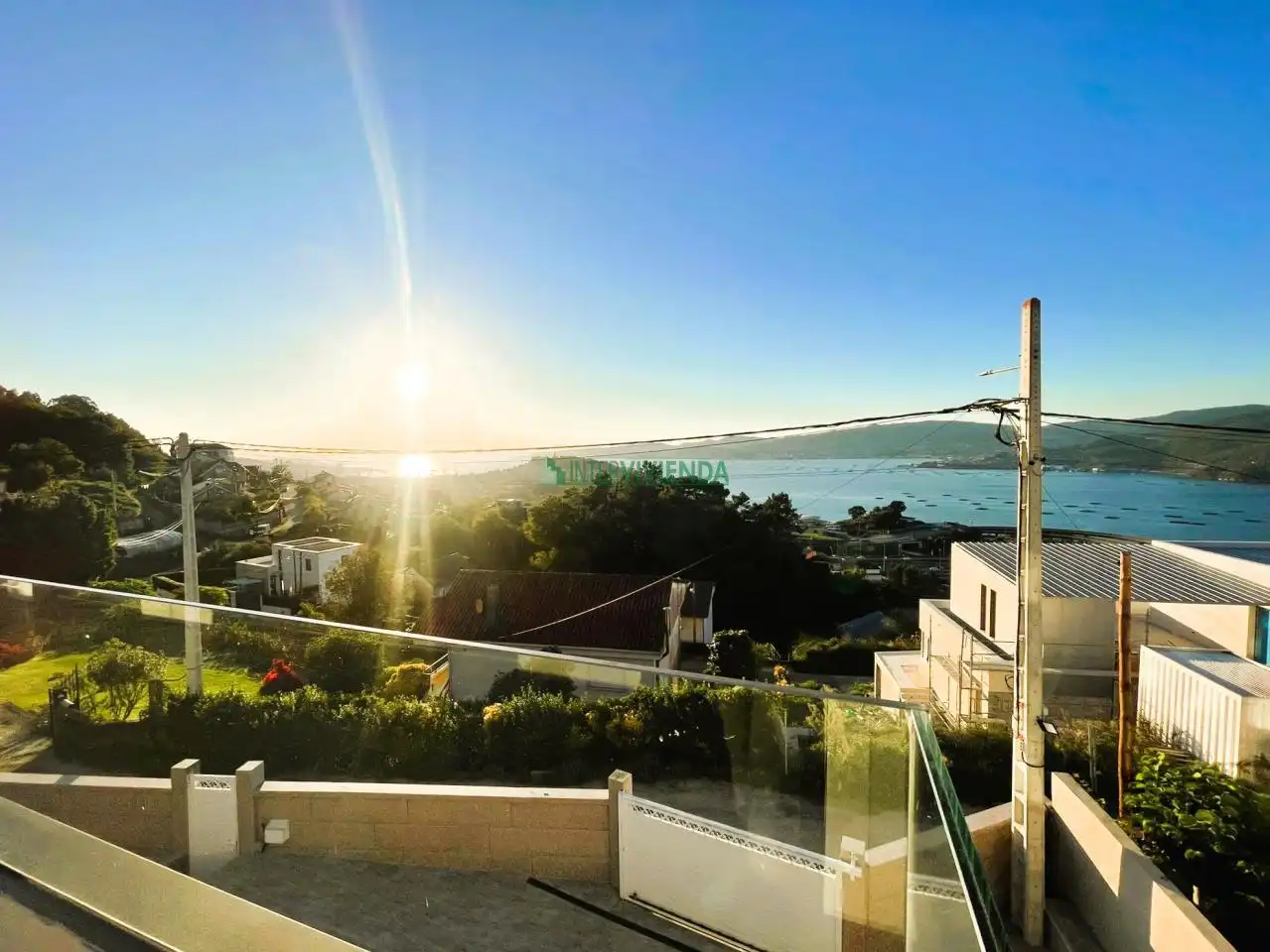 Vista exterior de Casa o xalet en venda en Redondela amb Calefacció, Jardí privat i Terrassa