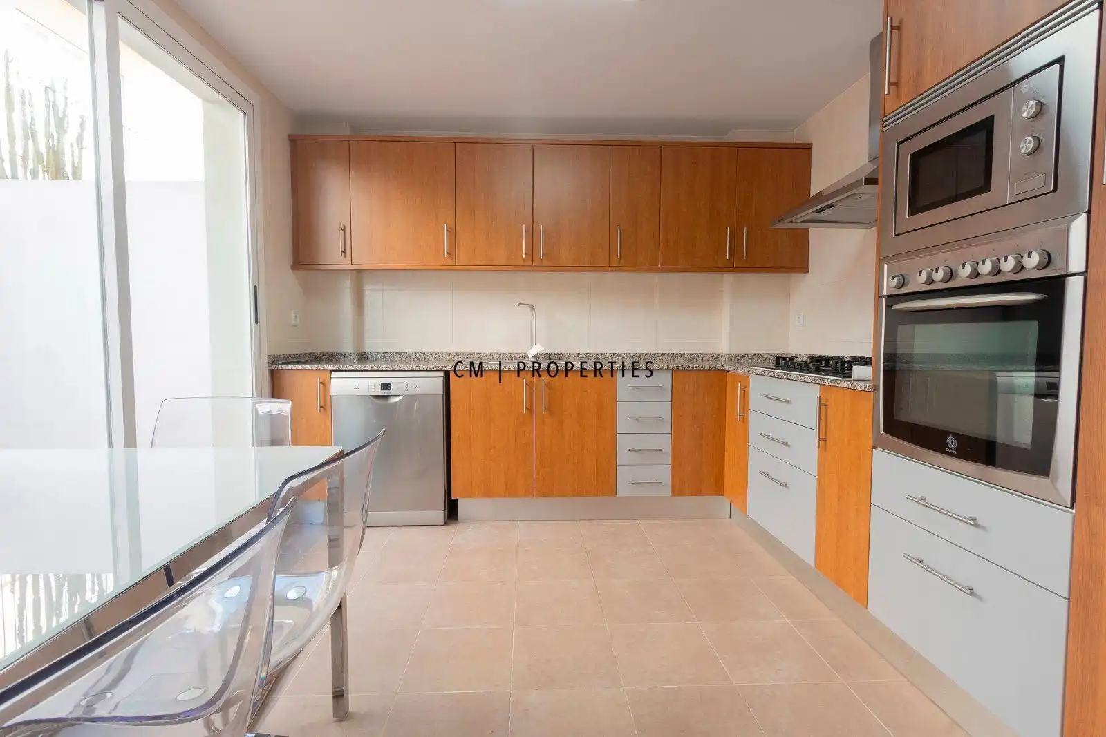 Cuina de Pis en venda en Moncada amb Aire condicionat, Calefacció i Terrassa