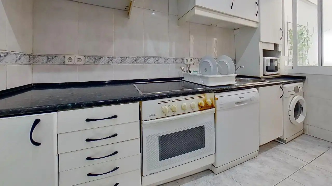 Kitchen of Flat for sale in Madrid  with Air Conditioner, Heating and Furnished