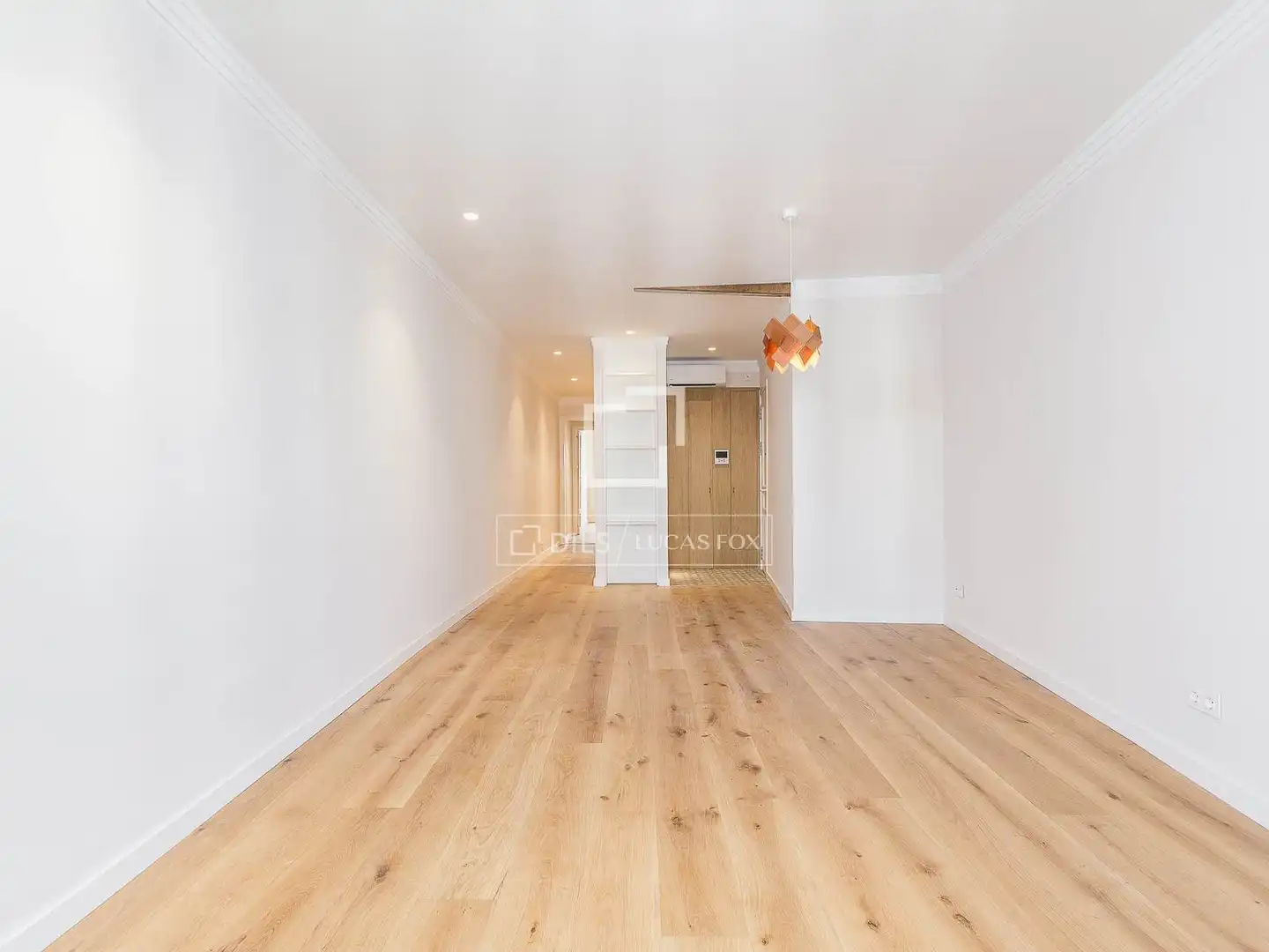 Vista exterior de Piso en venta en Barcelona con Aire acondicionado, Calefacción y Parquet